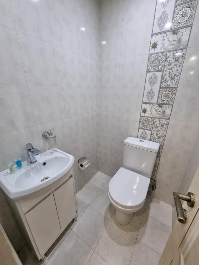 Anga Yerevan Hotel ภายนอก รูปภาพ