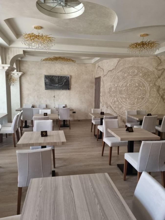 Anga Yerevan Hotel ภายนอก รูปภาพ