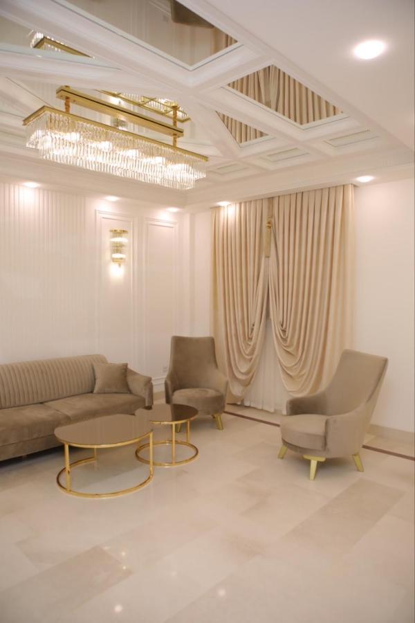 Anga Yerevan Hotel ภายนอก รูปภาพ