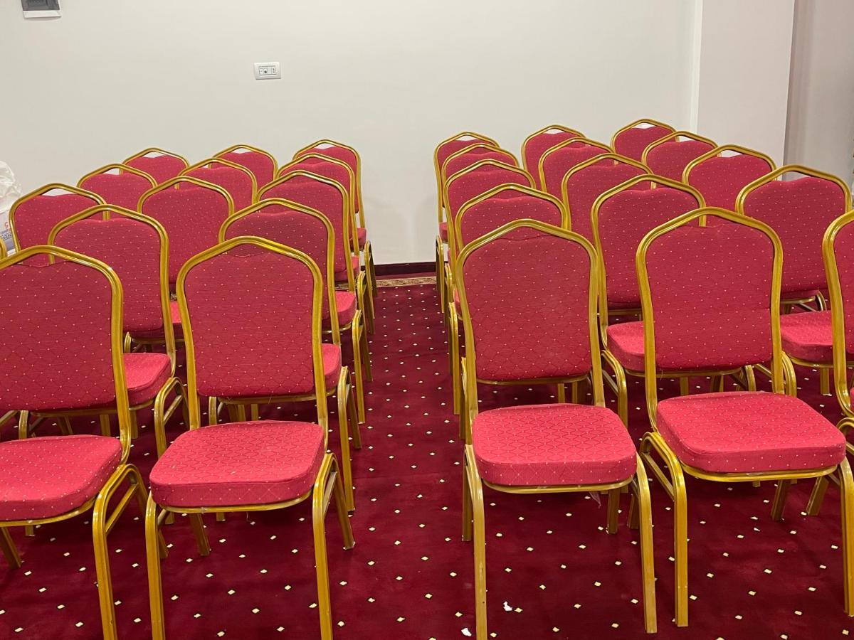Anga Yerevan Hotel ภายนอก รูปภาพ